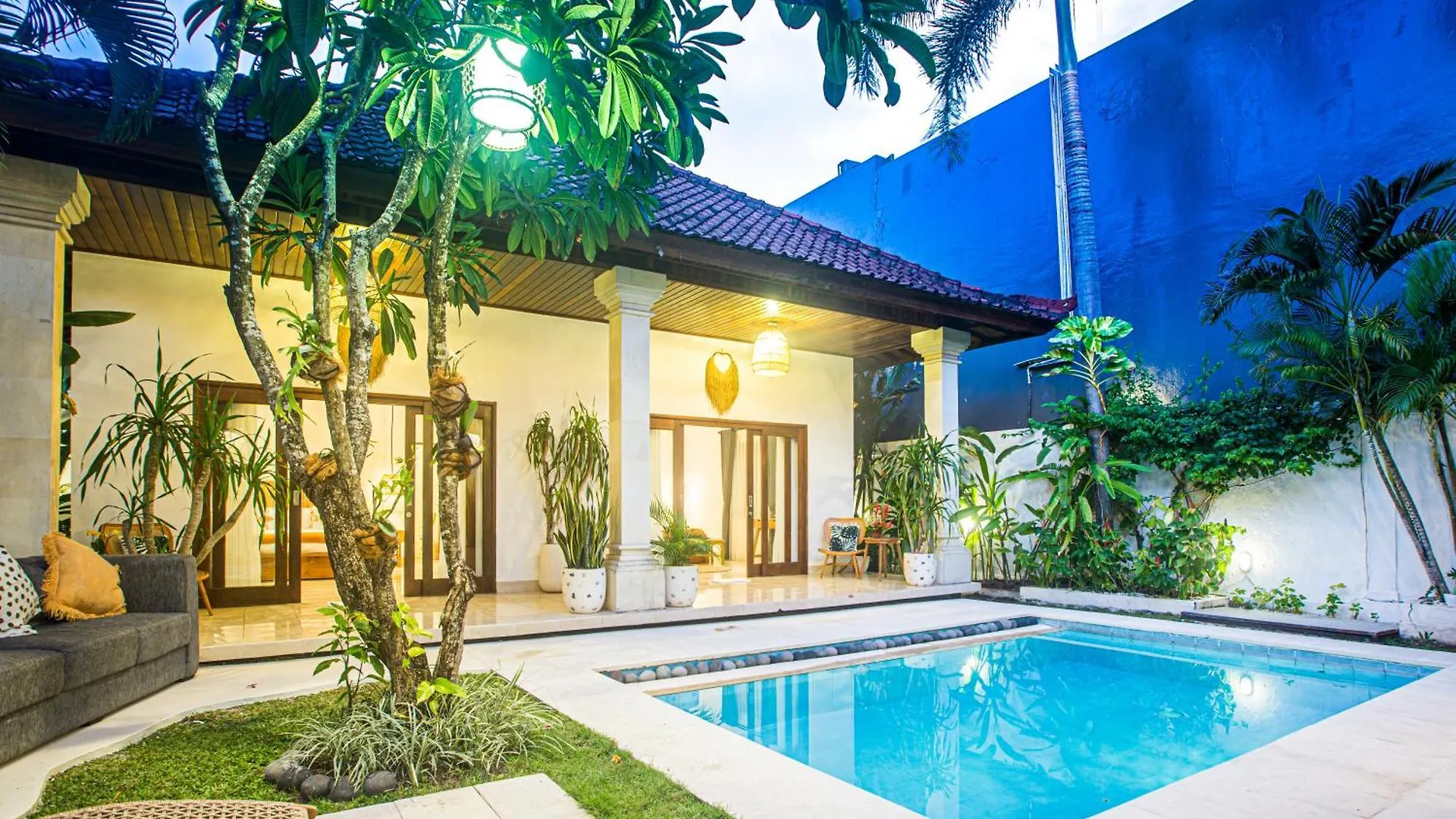 Villa Deba 2 By Bali Villa Solutions Seminyak