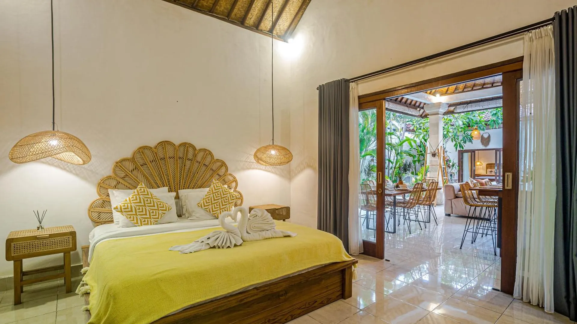 Villa Deba 2 By Bali Villa Solutions Seminyak
