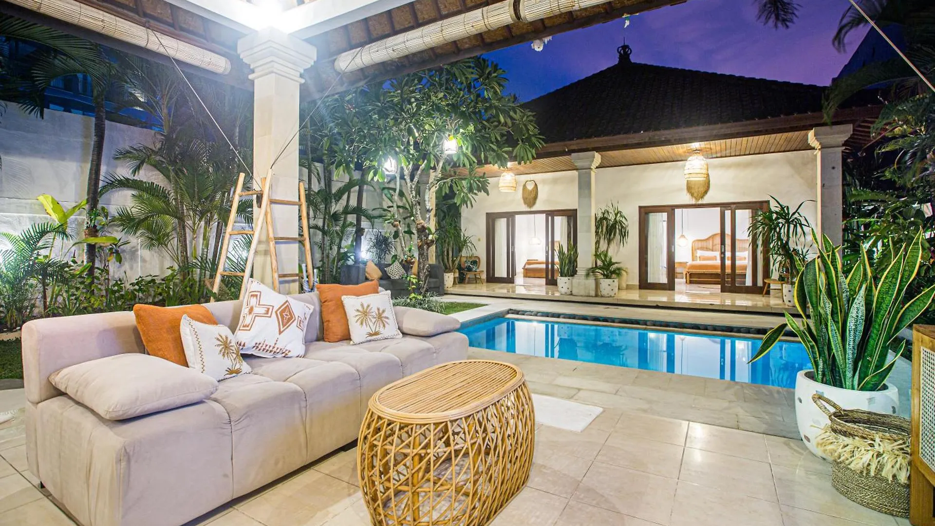 Villa Deba 2 By Bali Villa Solutions Seminyak