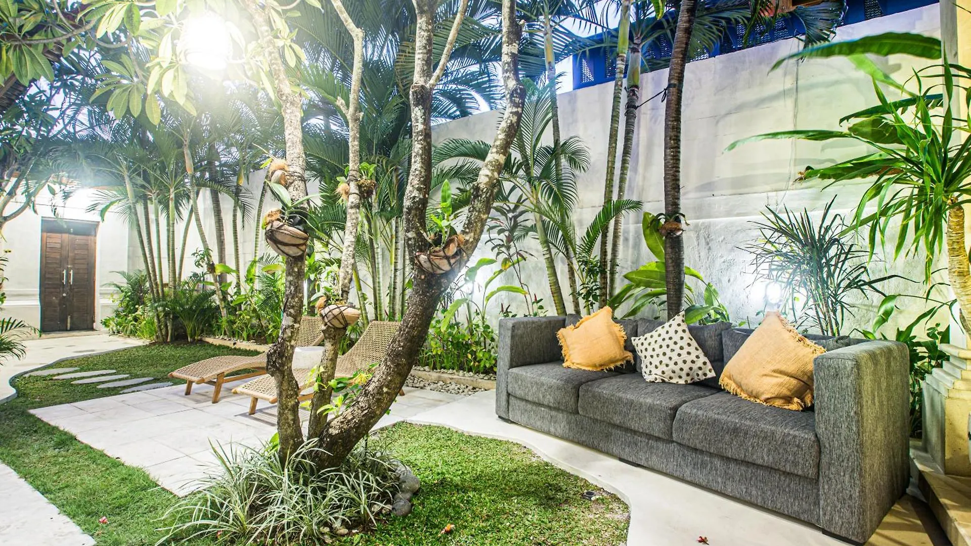 Villa Deba 2 By Bali Villa Solutions سمينياك