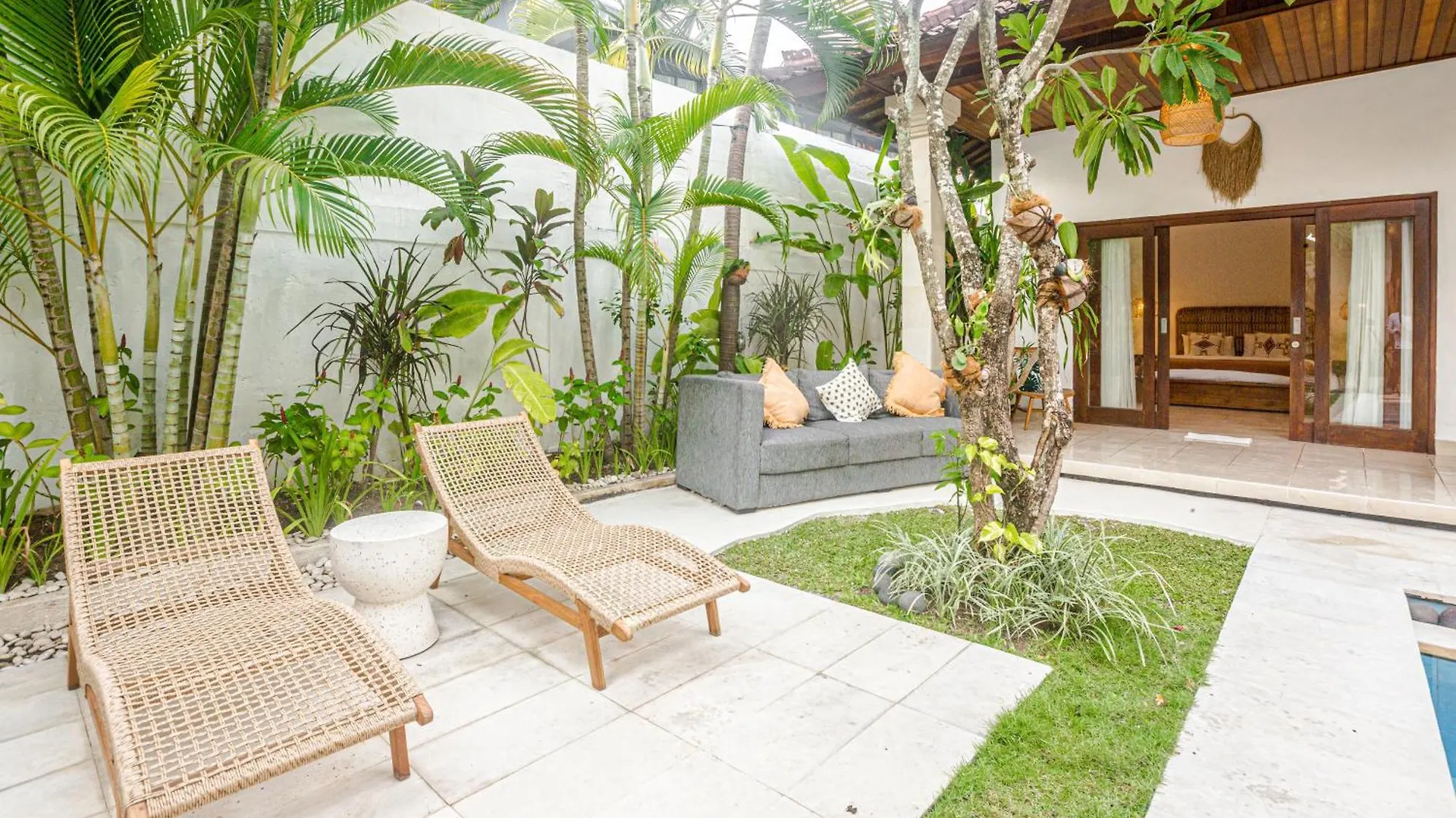 Villa Deba 2 By Bali Villa Solutions سمينياك 0*,  إندونيسيا