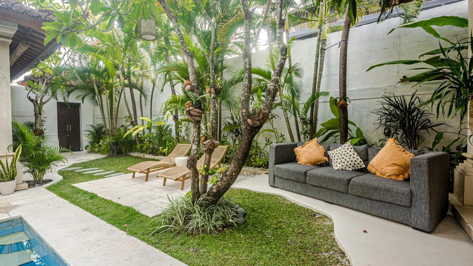Villa Deba 2 By Bali Villa Solutions سمينياك
