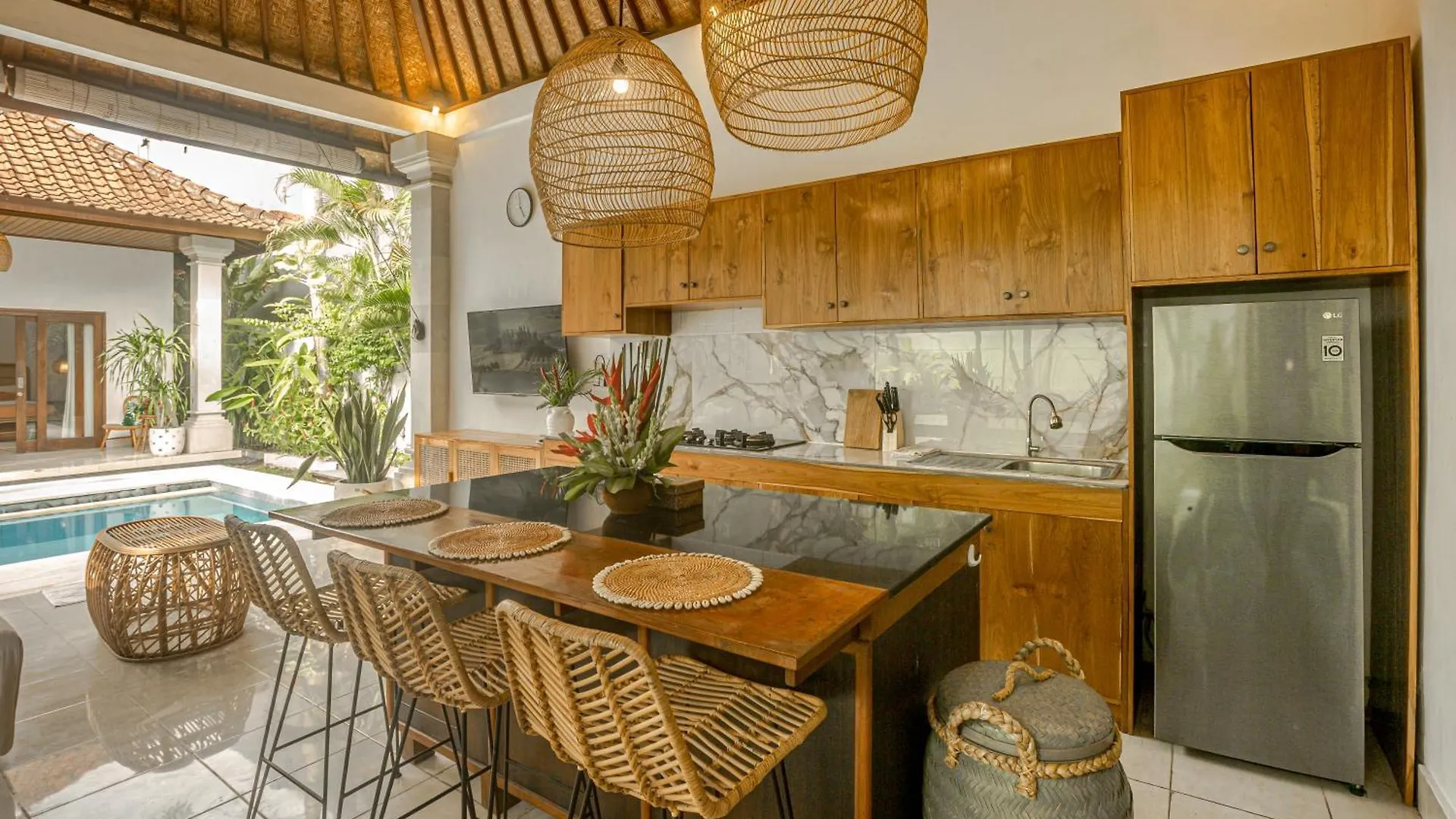 Villa Deba 2 By Bali Villa Solutions سمينياك