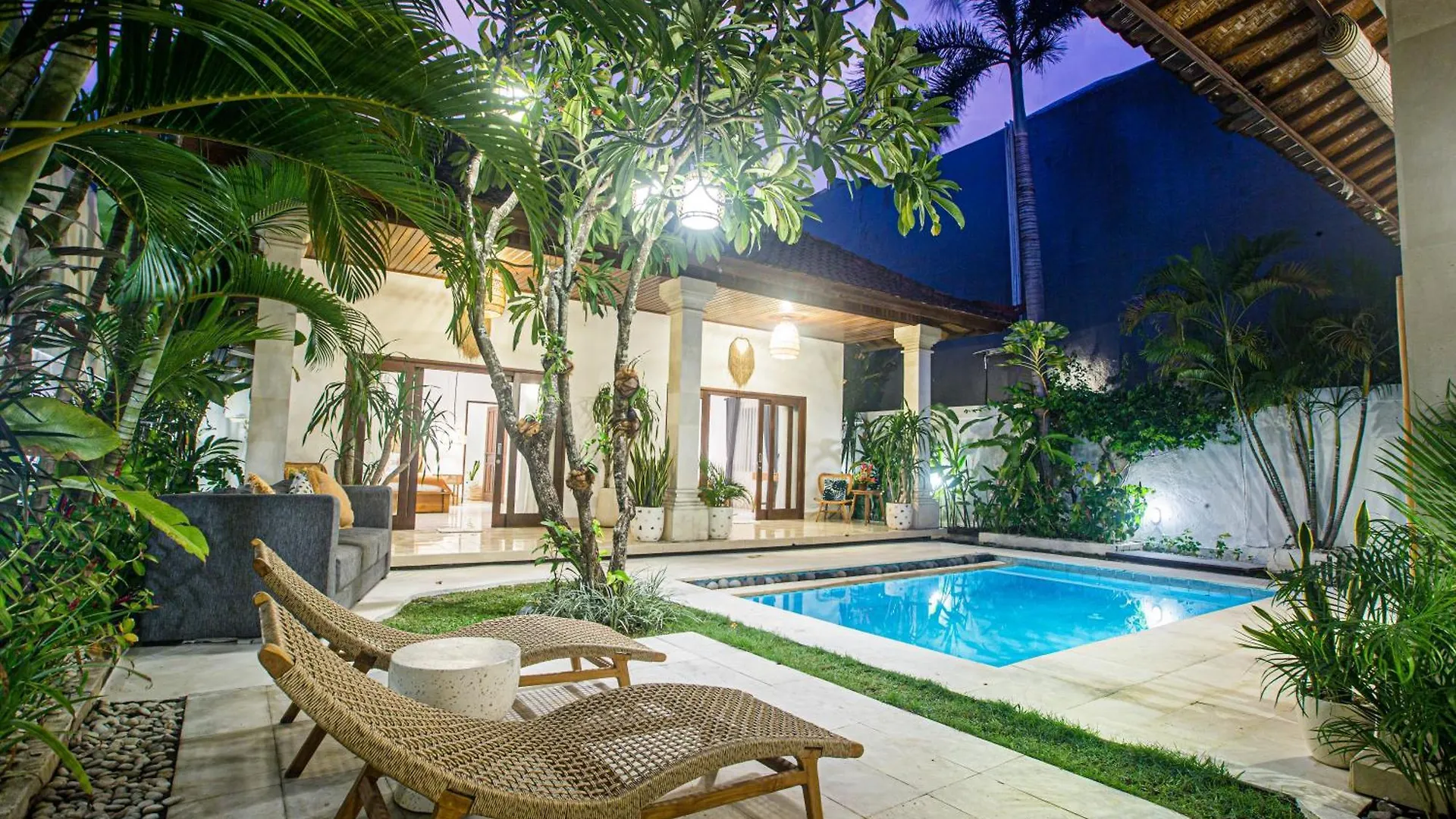 Villa Deba 2 By Bali Villa Solutions سمينياك