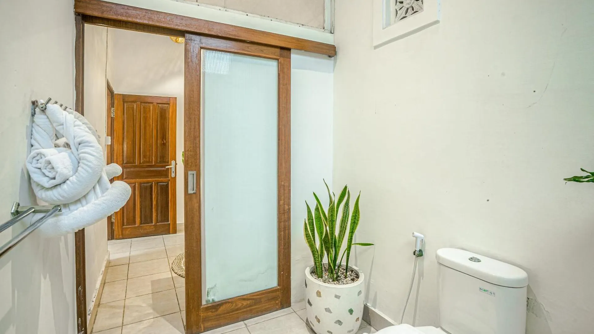 Villa Deba 2 By Bali Villa Solutions سمينياك