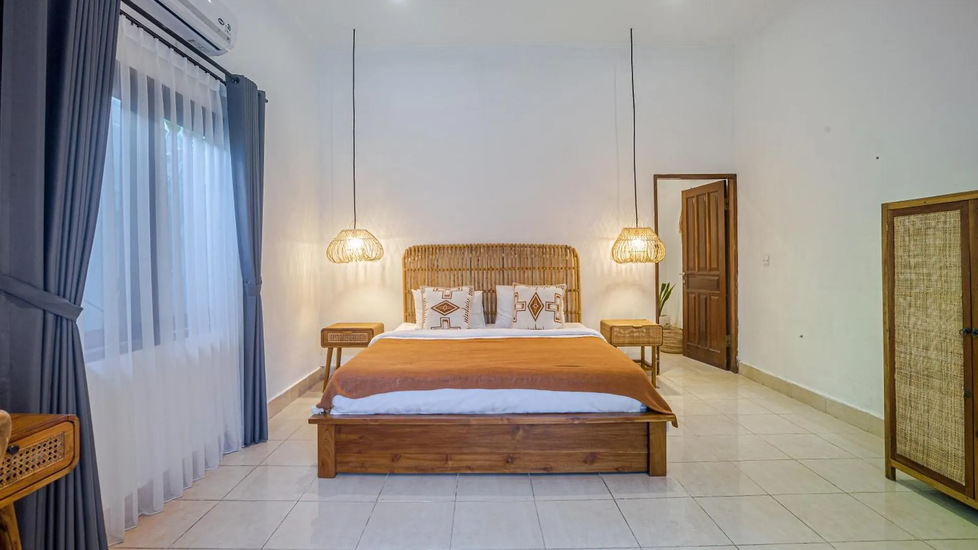 Villa Deba 2 By Bali Villa Solutions سمينياك 0*,  إندونيسيا
