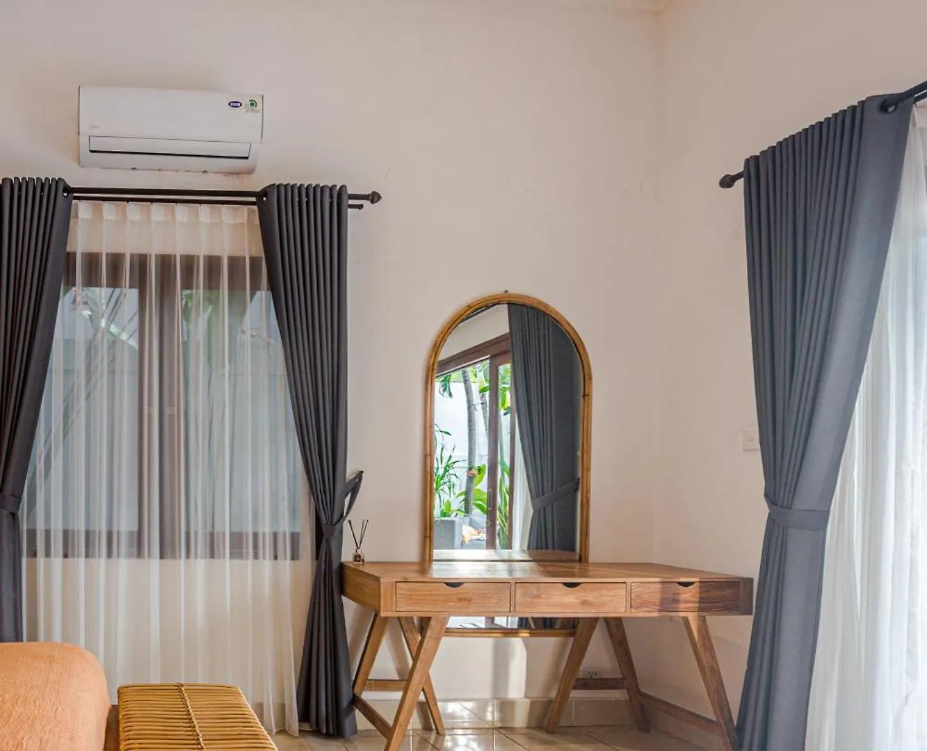 Villa Deba 2 By Bali Villa Solutions سمينياك